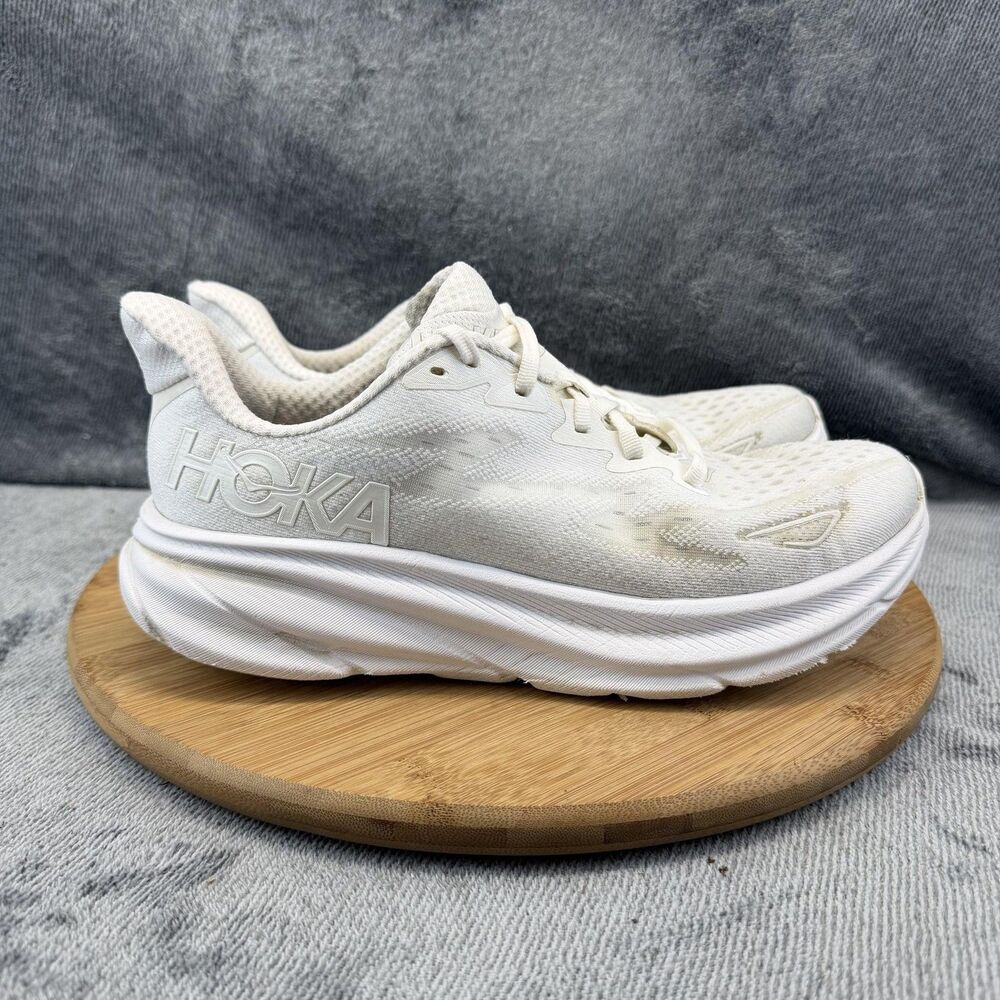 Hoka One One Clifton 9 Shoes Womens Size 9 B White Running Sneakers 1127890
